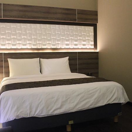 Fontana Hotel Jakarta Luaran gambar