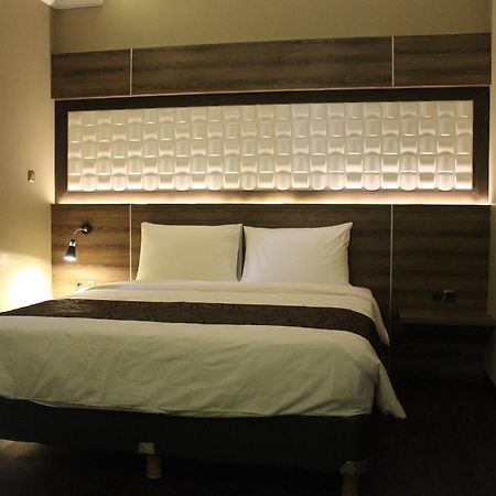 Fontana Hotel Jakarta Luaran gambar