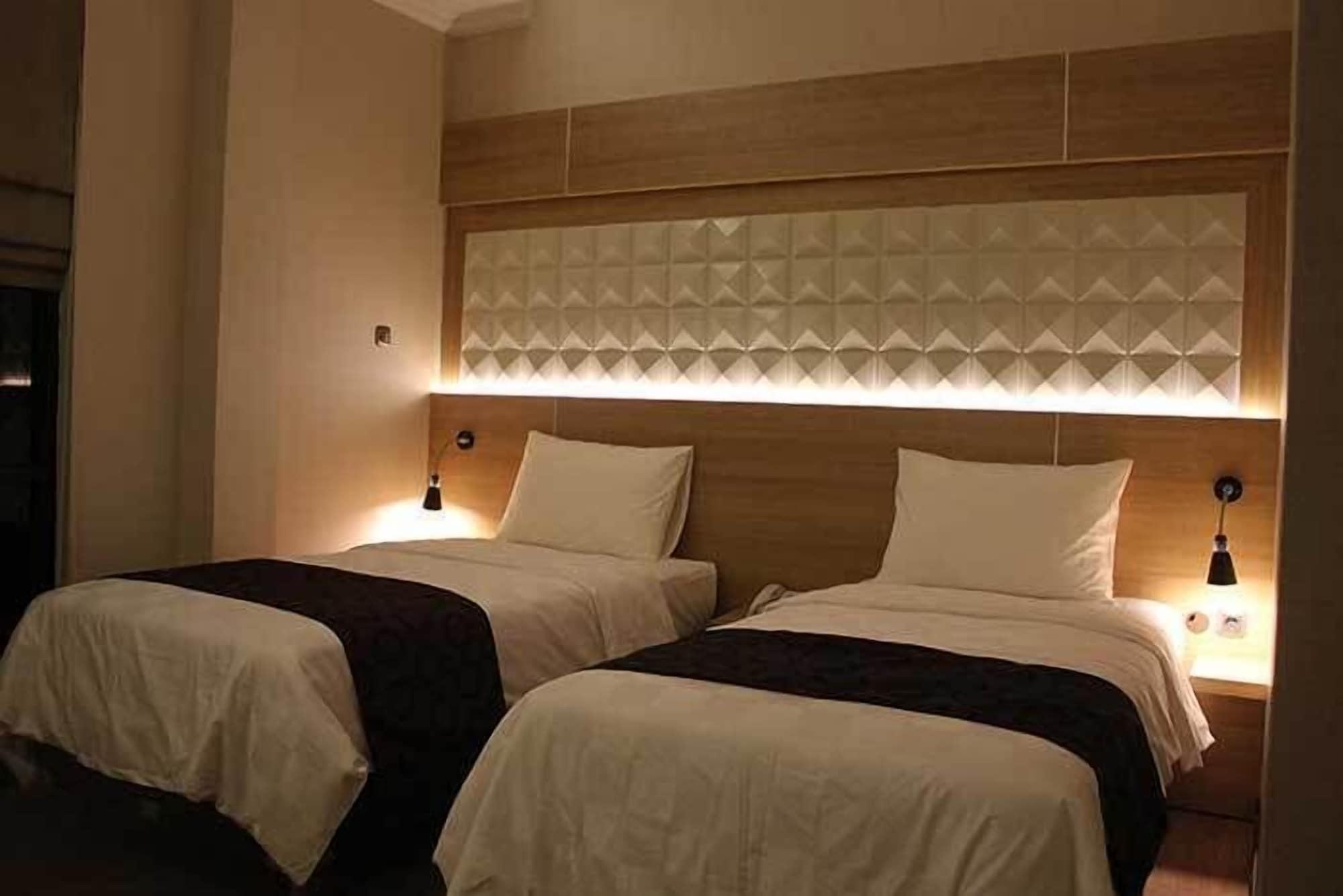 Fontana Hotel Jakarta Luaran gambar