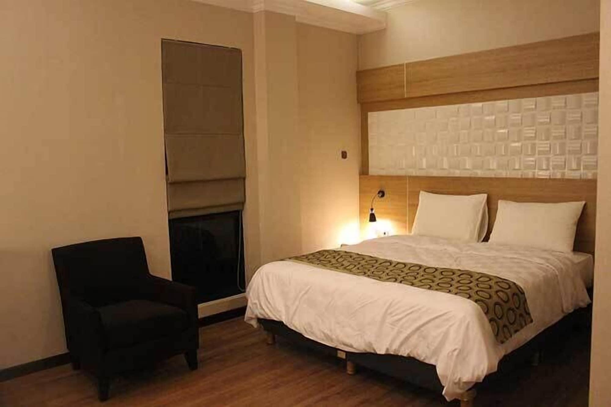 Fontana Hotel Jakarta Luaran gambar