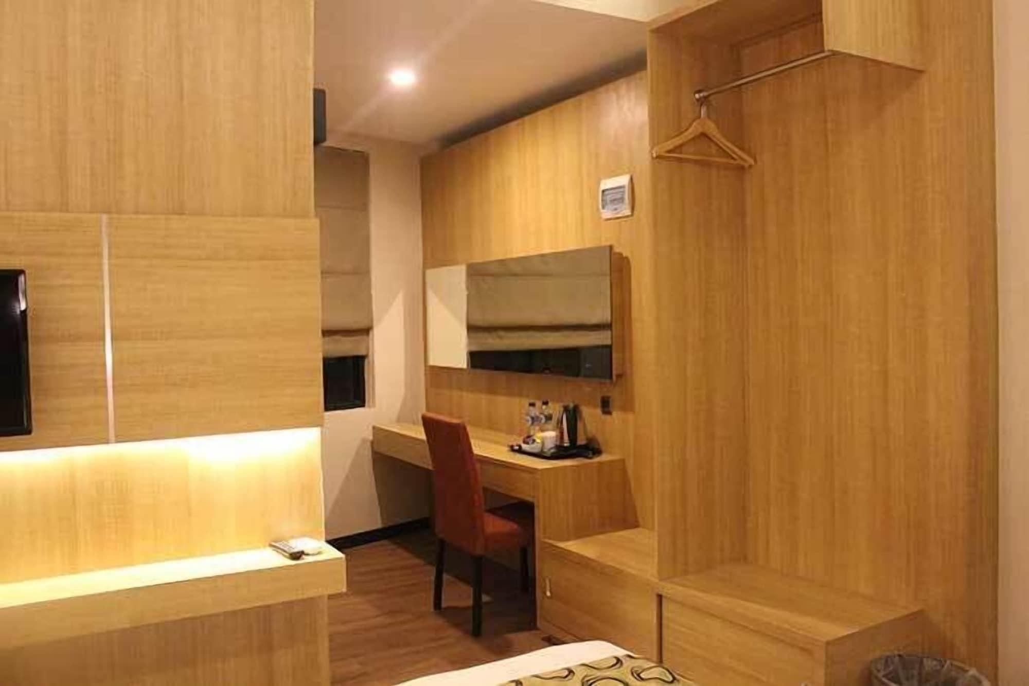 Fontana Hotel Jakarta Luaran gambar
