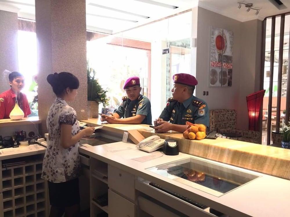 Fontana Hotel Jakarta Luaran gambar